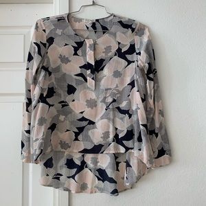 XXSOLDXX. 100% silk Club Monaco shirt with flowers